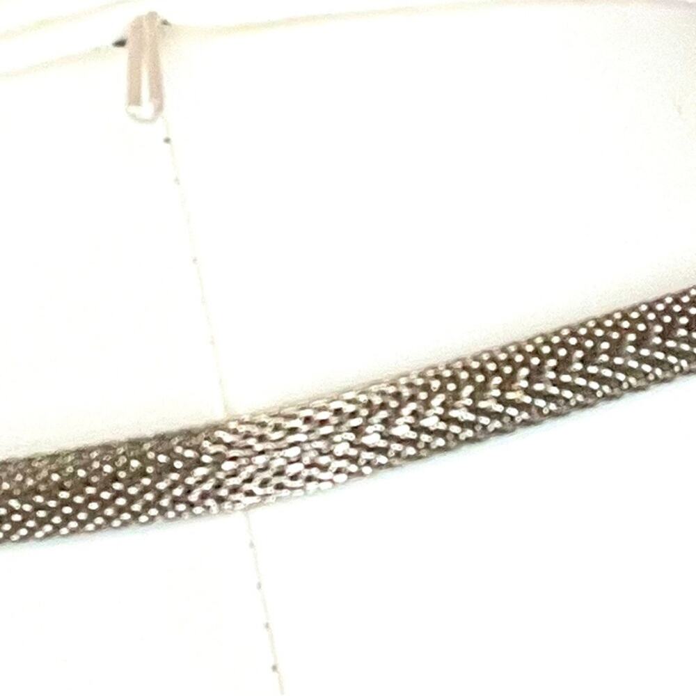 Magnetic clasp mesh chain choker 16” - Picture 4 of 7
